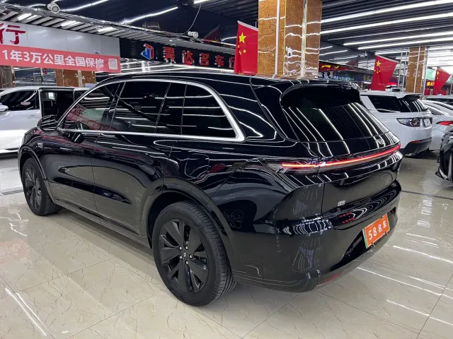 Li Auto L6 — Фото автомобиля 3