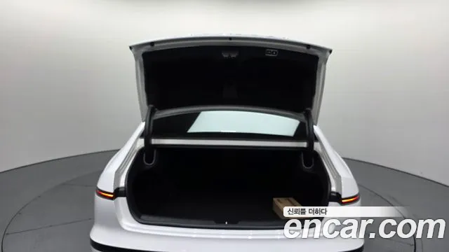 Hyundai Grandeur GN7 — Фото автомобиля 26