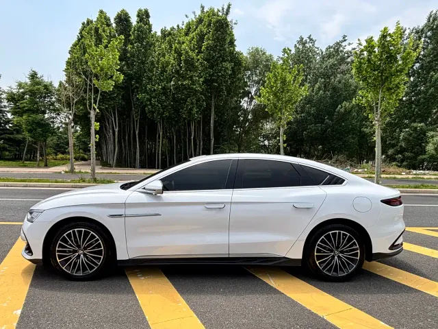 BYD Han — Фото автомобиля 5