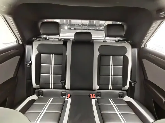 Volkswagen T-Roc — Фото автомобиля 15