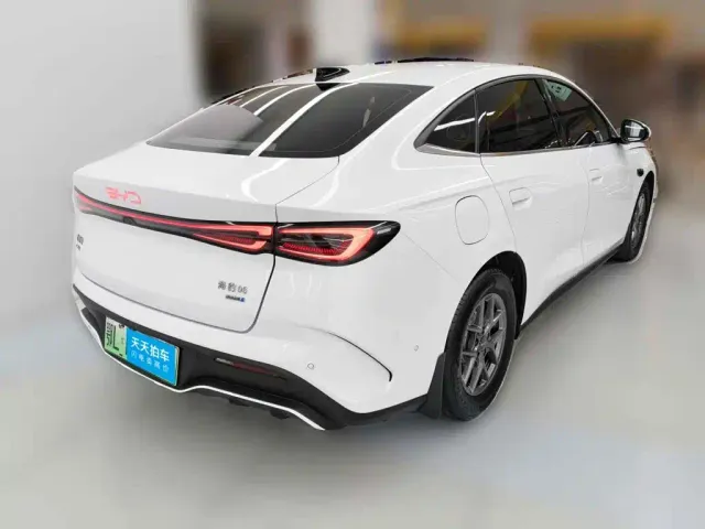 BYD Seal 06 — Фото автомобиля 2