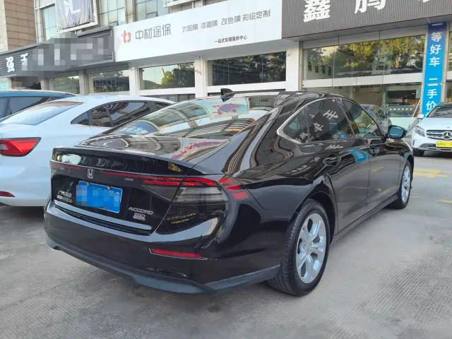 Honda Accord — Фото автомобиля 4