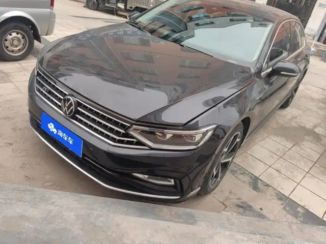 Фотография автомобиля — Volkswagen Magotan