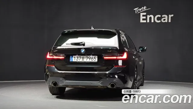 BMW 3-Series 3 серия (G20) 320i Touring M Sport — Фото автомобиля 4