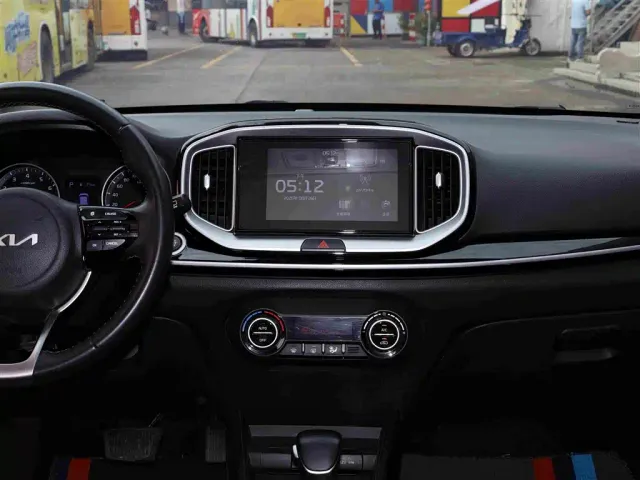 Kia KX1 — Фото автомобиля 12