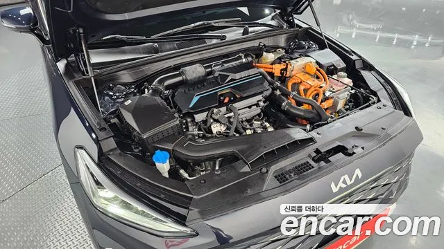 Kia K8 K8 Hybrid — Фото автомобиля 9
