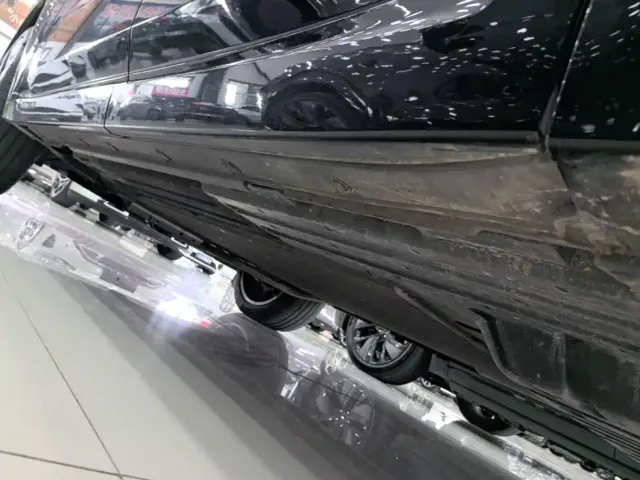 Li Auto L9 — Фото автомобиля 21
