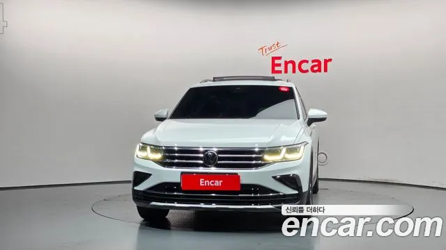 Volkswagen Tiguan Generation 2 — Фото автомобиля 3