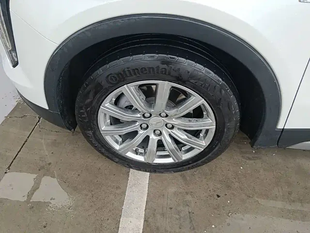 Cadillac XT4 — Фото автомобиля 22