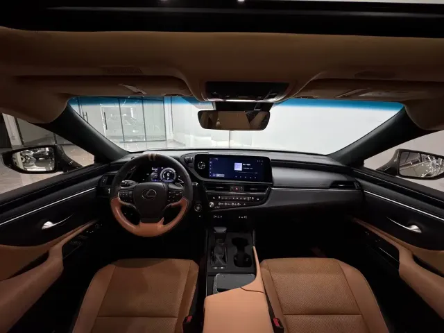 Lexus ES — Фото автомобиля 4