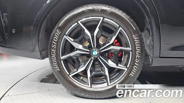 BMW X4 xDrive20i M Sport Pro — Фото автомобиля 5