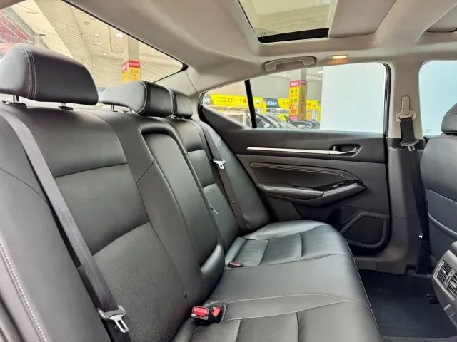 Nissan Teana — Фото автомобиля 11
