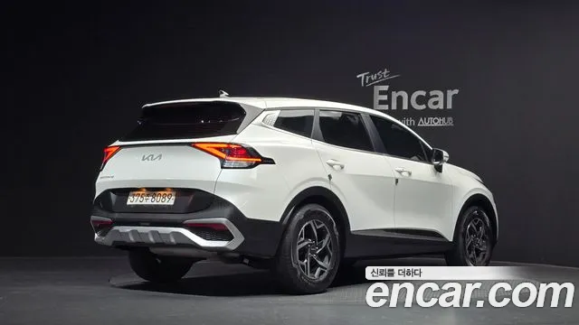 Kia Sportage Sportage 5-е поколение Бензин 1.6 турбо 2WD — Фото автомобиля 2