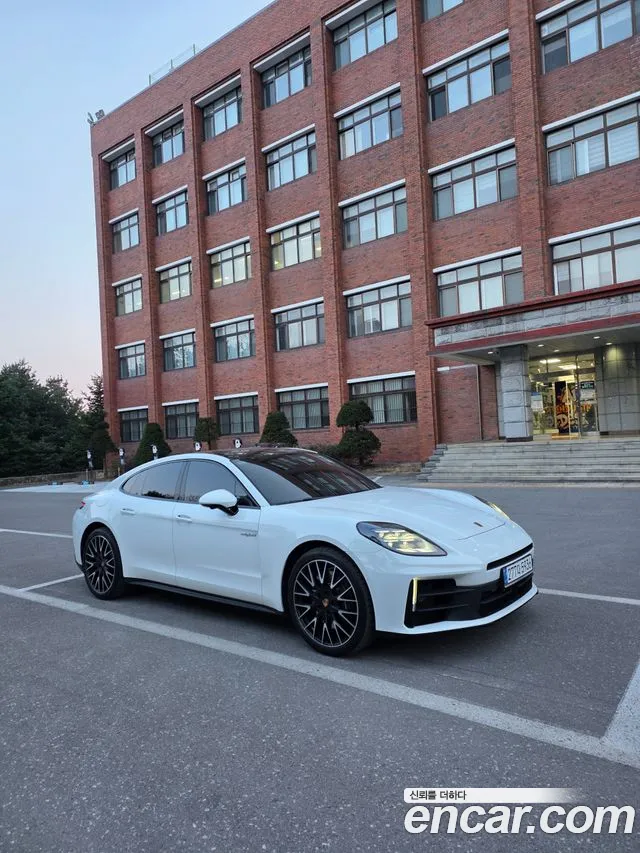 Porsche Panamera — Фото автомобиля 4