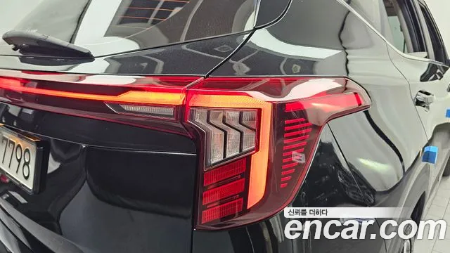 Kia Seltos New — Фото автомобиля 8