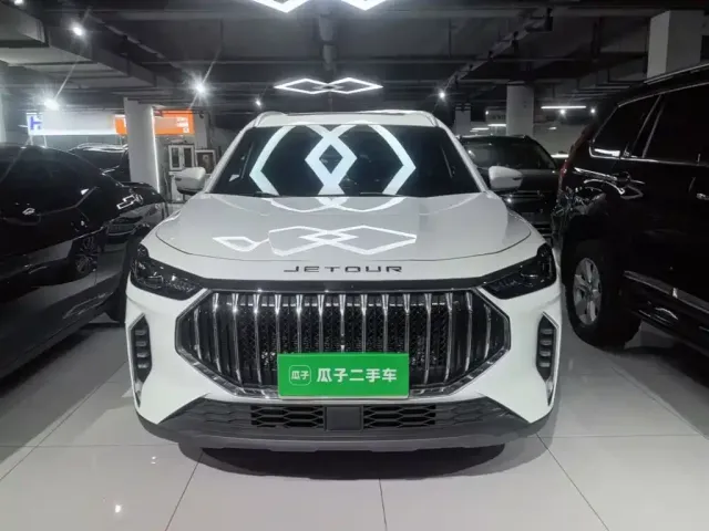 Jetour X70 Plus — Фото автомобиля 2