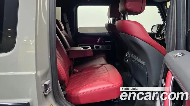 Mercedes-Benz G-Class — Фото автомобиля 12