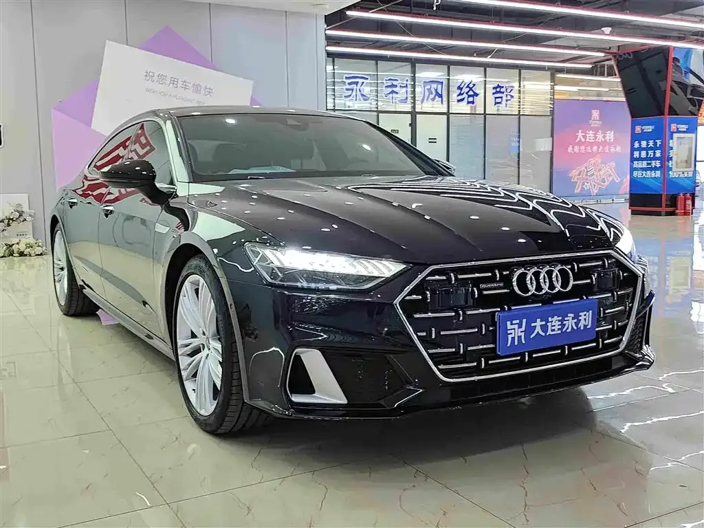 Audi Audi A7L 2024 45 TFSI quattro Premium Luxury — Фото автомобиля 3
