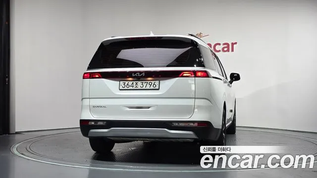 Kia Canival Carnival 4 поколение Бензин 9 мест Prestige — Фото автомобиля 4