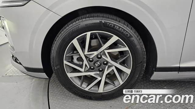 Hyundai Grandeur GN7 — Фото автомобиля 5