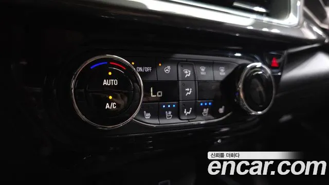 ChevroletGMDaewoo Trax Trax Кроссовер — Фото автомобиля 17