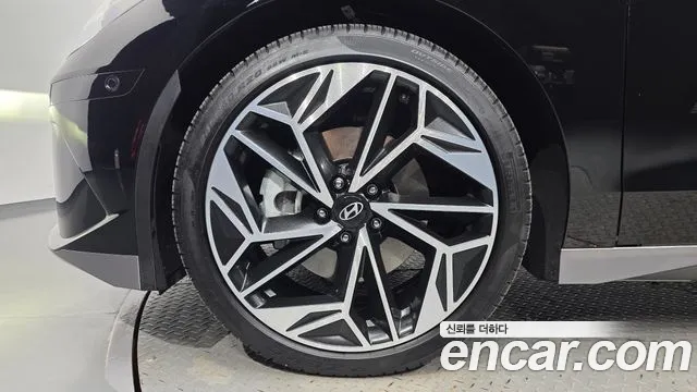 Hyundai Ioniq 6 — Фото автомобиля 5