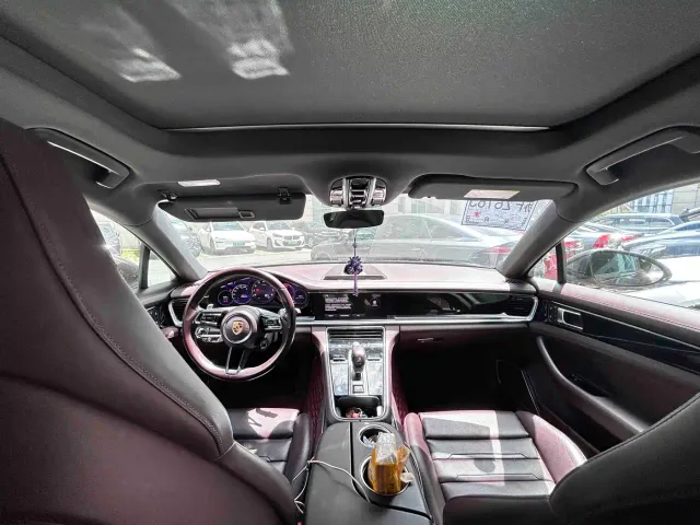 Porsche Panamera 2023 Panamera Executive Long Wheelbase 2.9T — Фото автомобиля 19
