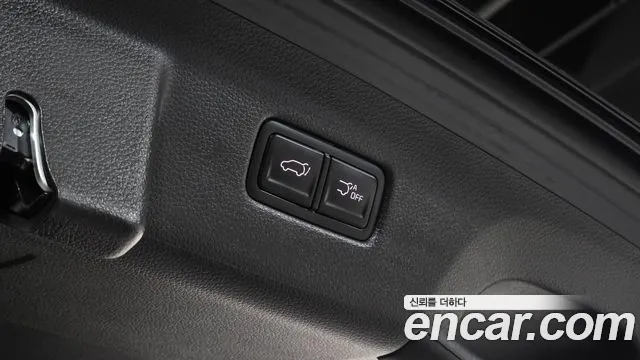 Kia Carnival Generation 4 — Фото автомобиля 26
