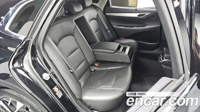 Hyundai Grandeur — Фото автомобиля 11