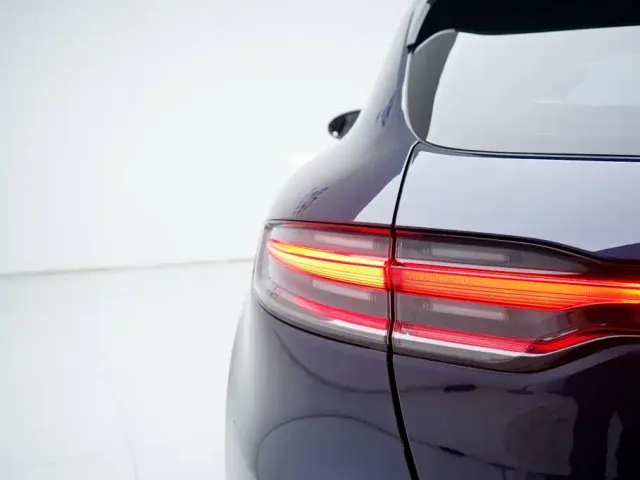Porsche Macan — Фото автомобиля 14