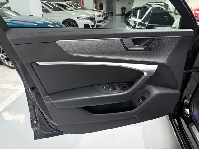 Audi Audi A6L 2022 40 TFSI Luxury Dynamic — Фото автомобиля 6