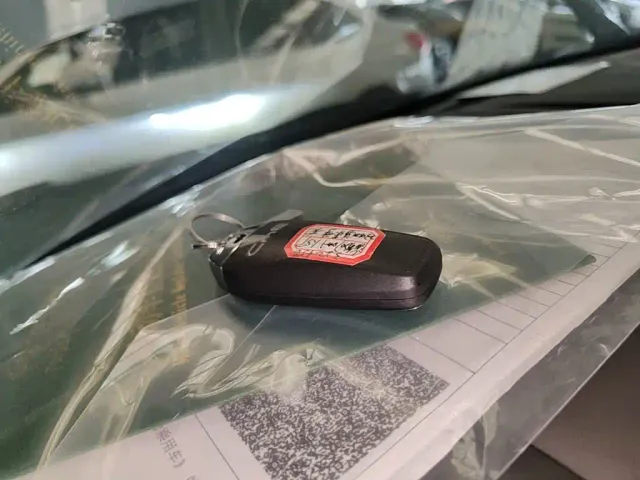 BYD Seal 07 DM-i — Фото автомобиля 8
