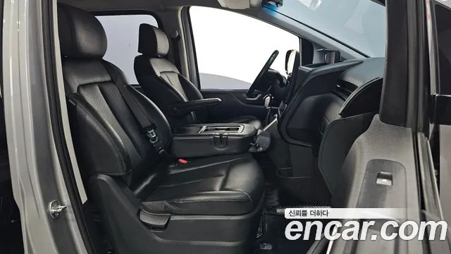 Hyundai Staria — Фото автомобиля 16