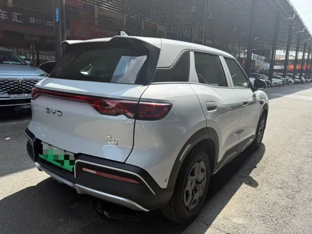 BYD Yuan UP — Фото автомобиля 6