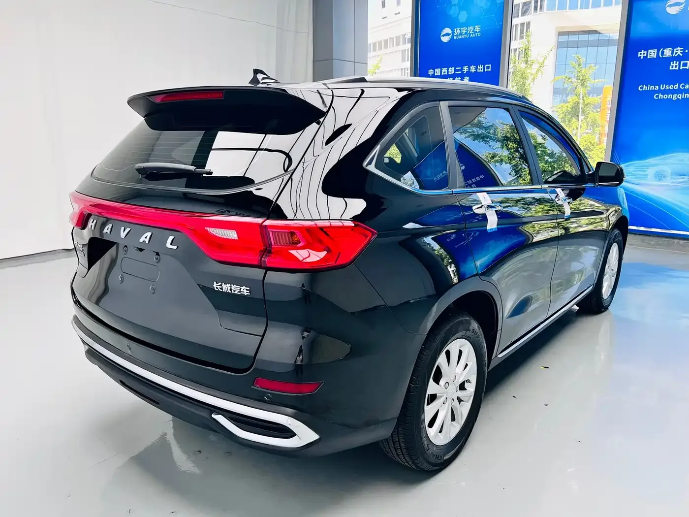 Haval Haval M6 2021 PLUS 1.5T DCT Luxury Smart Connect — Фото автомобиля 9