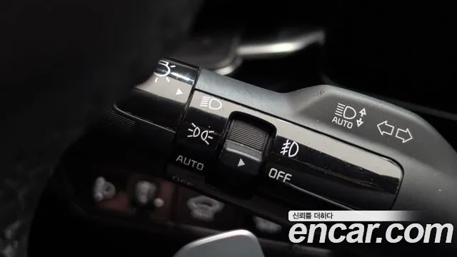 Kia Niro The All New Niro Signature — Фото автомобиля 16