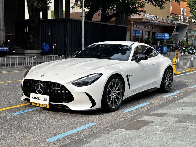 Фотография автомобиля — Mercedes-Benz AMG GT