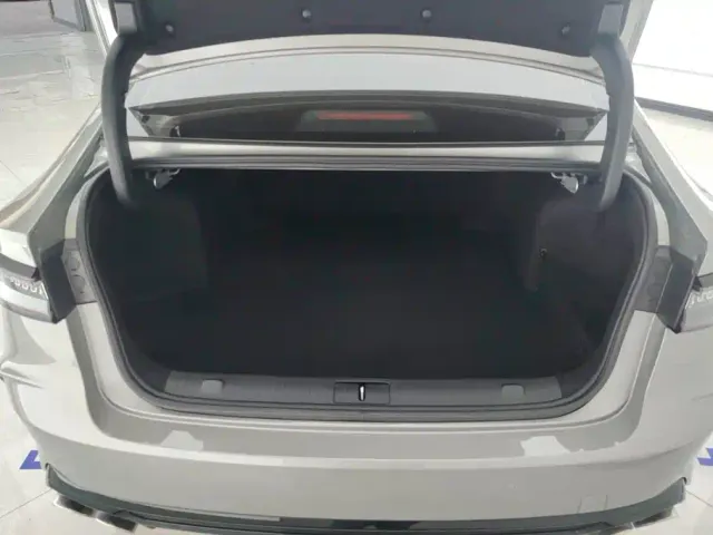 Chery Arrizo 8 — Фото автомобиля 4