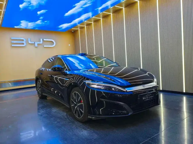 BYD Han L — Фото автомобиля 3