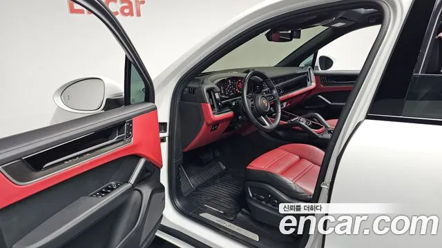 Porsche Cayenne PO536 — Фото автомобиля 15