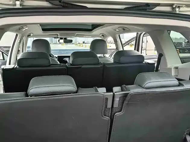 Volkswagen Tiguan L — Фото автомобиля 24
