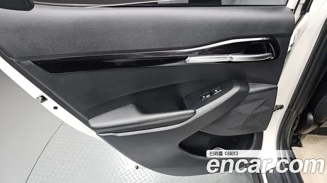 Kia Seltos Бензин 1.6 турбо 2WD — Фото автомобиля 23