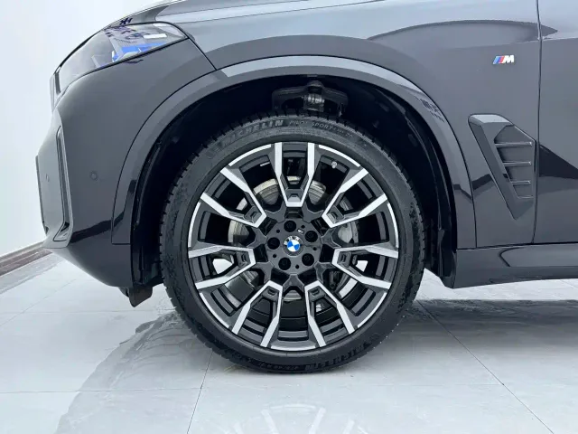 BMW X5 — Фото автомобиля 15