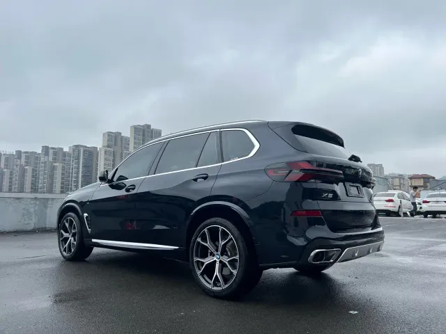 BMW X5 — Фото автомобиля 7
