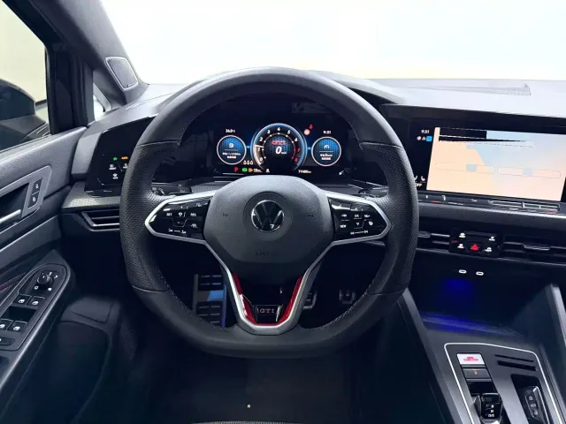 Volkswagen Golf GTI — Фото автомобиля 5