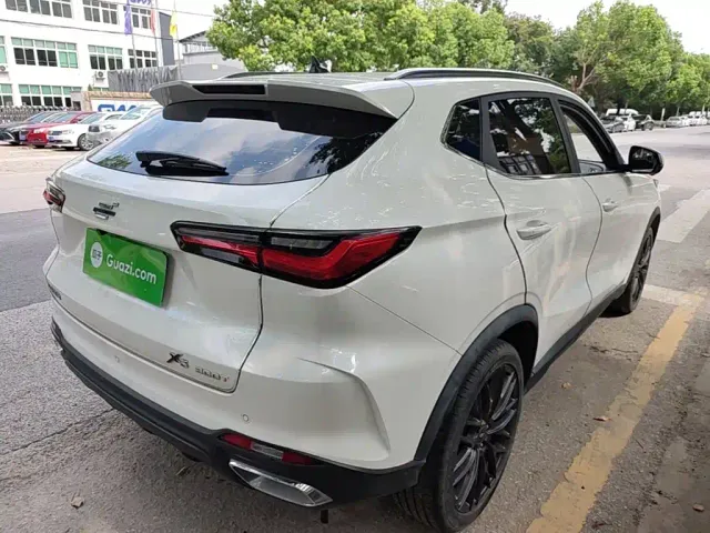 Changan Oushang X5 — Фото автомобиля 6