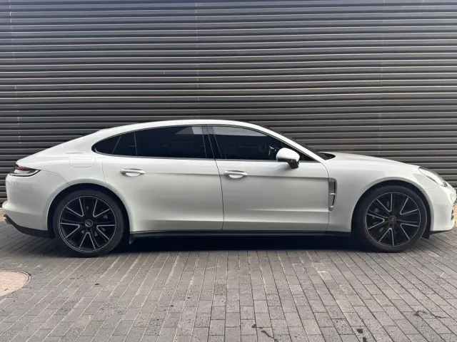 Porsche Panamera — Фото автомобиля 5