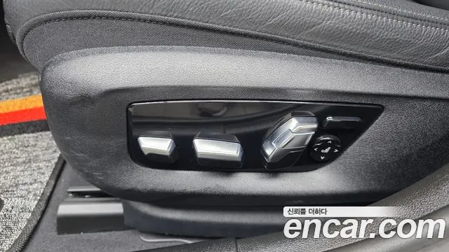 BMW 5-Series — Фото автомобиля 26