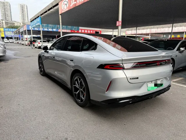 Changan Qiyuan A06 — Фото автомобиля 15