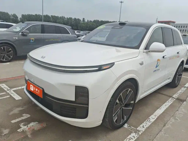 Фотография автомобиля — Li Auto L8